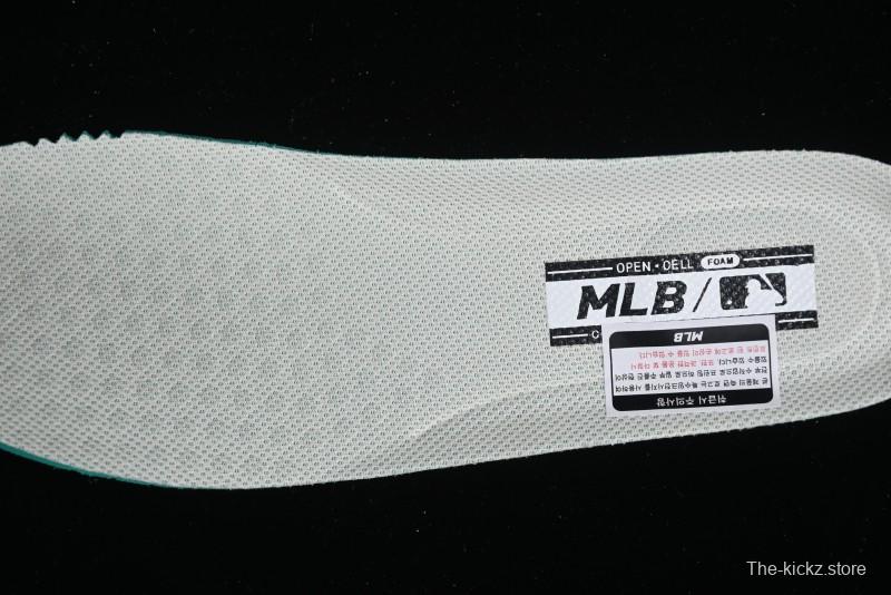 MLB Chunky Liner Basic New York Yankees Height Increasing Thick Sole Casual Sneakers - 3ASXCLB3N50CGS