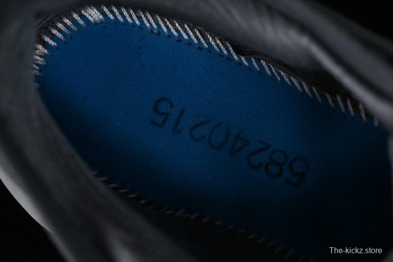 Asics Gel-Kayano 31 Running Shoes with Enhanced Cushioning and Breathable Design - 1011B867-020