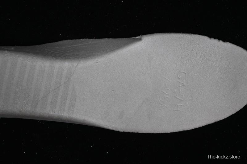 Nike Air Force 1 '07 Low V Collaboration - Khaki Mini Swoosh Low-Top Casual Sneakers - SJ2088-001