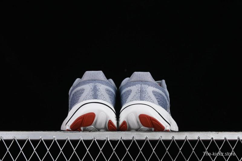 New Balance Fresh Foam x Vongo V6 Ultra-Lightweight Low-Top Casual Running Shoes - MVNGOLG6