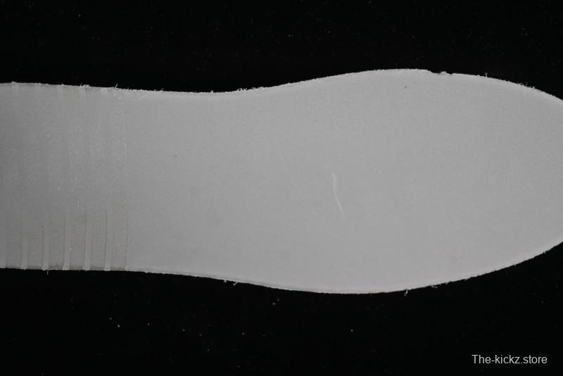 Nike SB Dunk Low Supreme Collaboration - Military Green Canvas Anniversary Custom Low-Top Casual Skate Shoes - BB6698-516