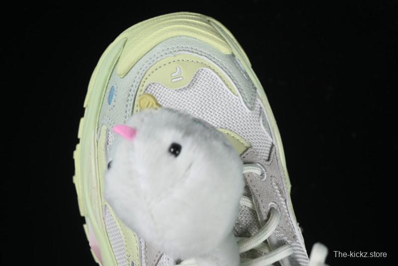 Playful Pastel Chunky Sneakers with Plush Bird Charm – Bold & Whimsical Streetwear Kicks