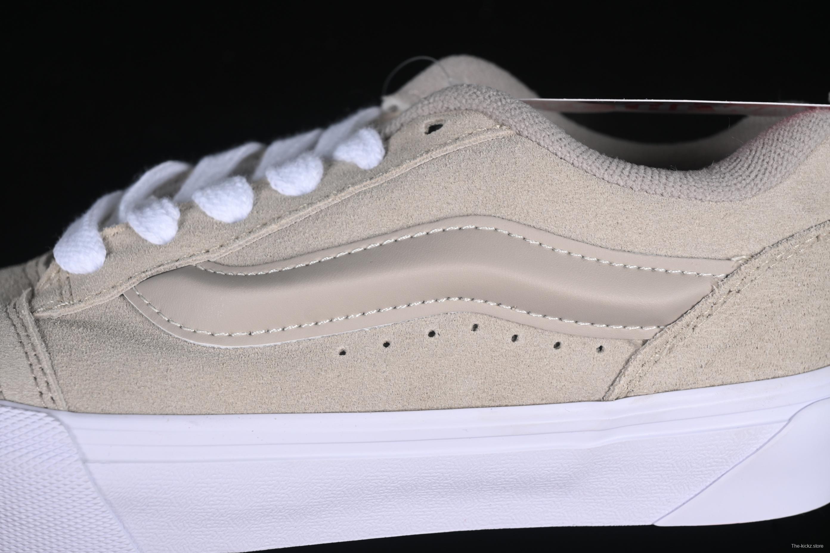 Vans Knu Skool Low-Top Retro Chunky Sneakers - VN000D220VW