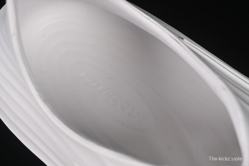 Nike ReactX Rejuven8 Summer Sandals with Ultra-Soft ReactX Foam for All-Day Comfort - HV5060-101