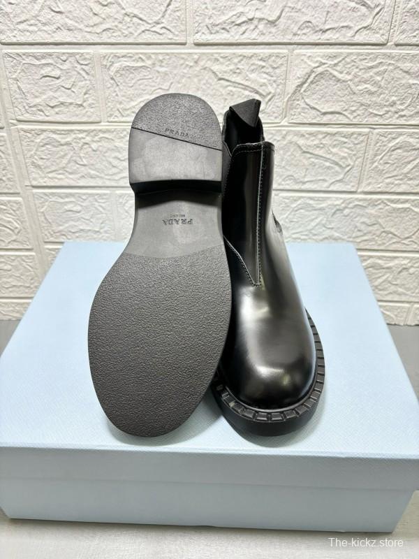 2024 Unisex Prada Black Patented Leather Imported Calfskin Chelsea Boots MJ00360