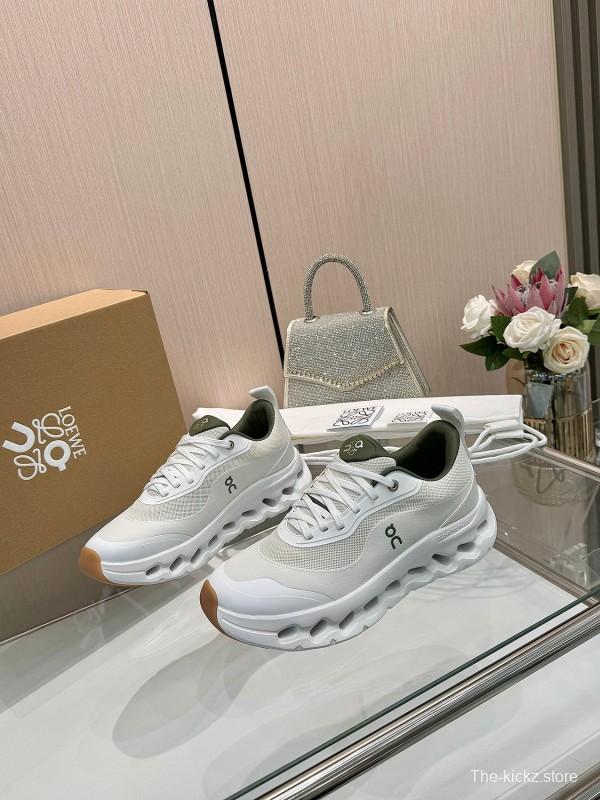 2025 Unisex Loewe White Mesh Sneakers Collaboration KFY00300