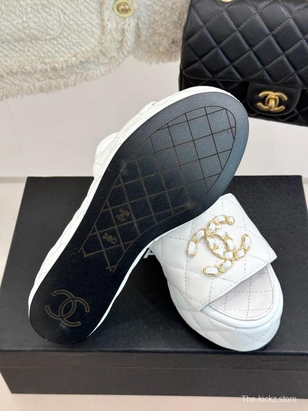 2025 Women Chanel White Leather Slippers