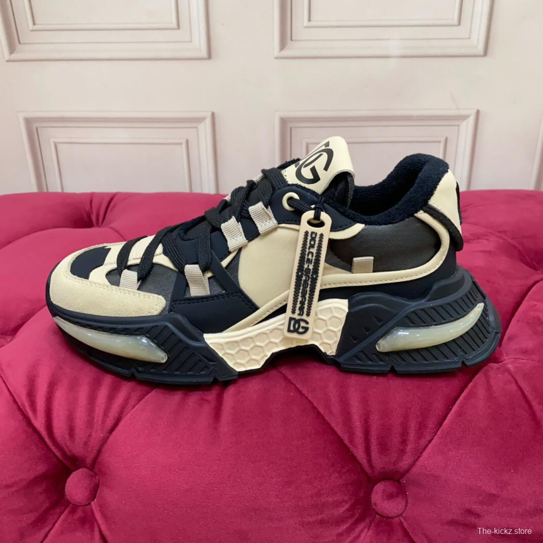 2025 Unisex Dolce & Gabbana Black Beige Leather Sneakers DG LY00340