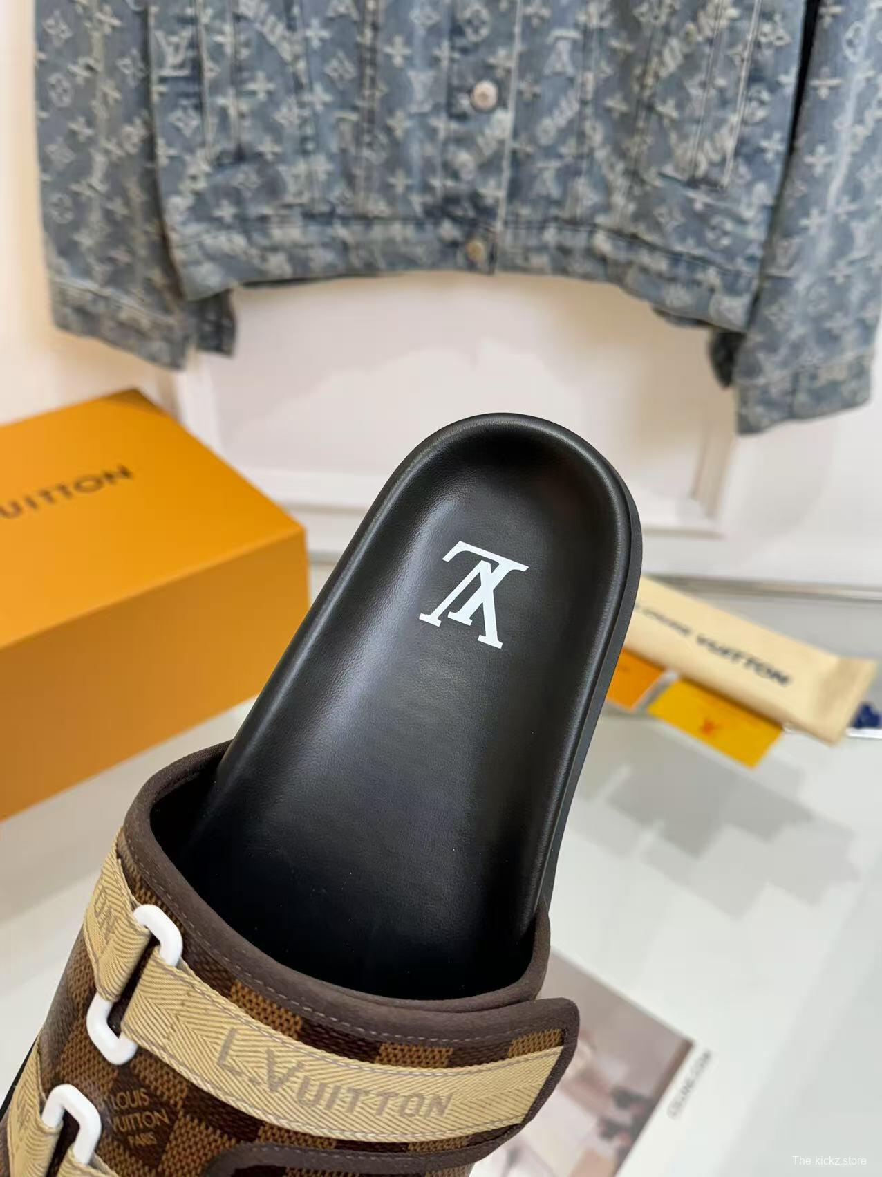 2025 Slippers Louis Vuitton Brown Canvas Slippers LY