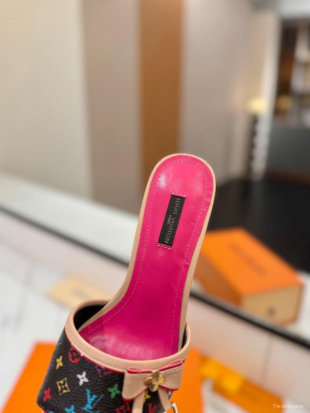 2025 Women Louis Vuitton Brown Pink Leather Sandals KFY00310