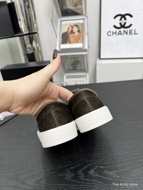 2025 Women Chanel Army Green Suede Casual Sneakers