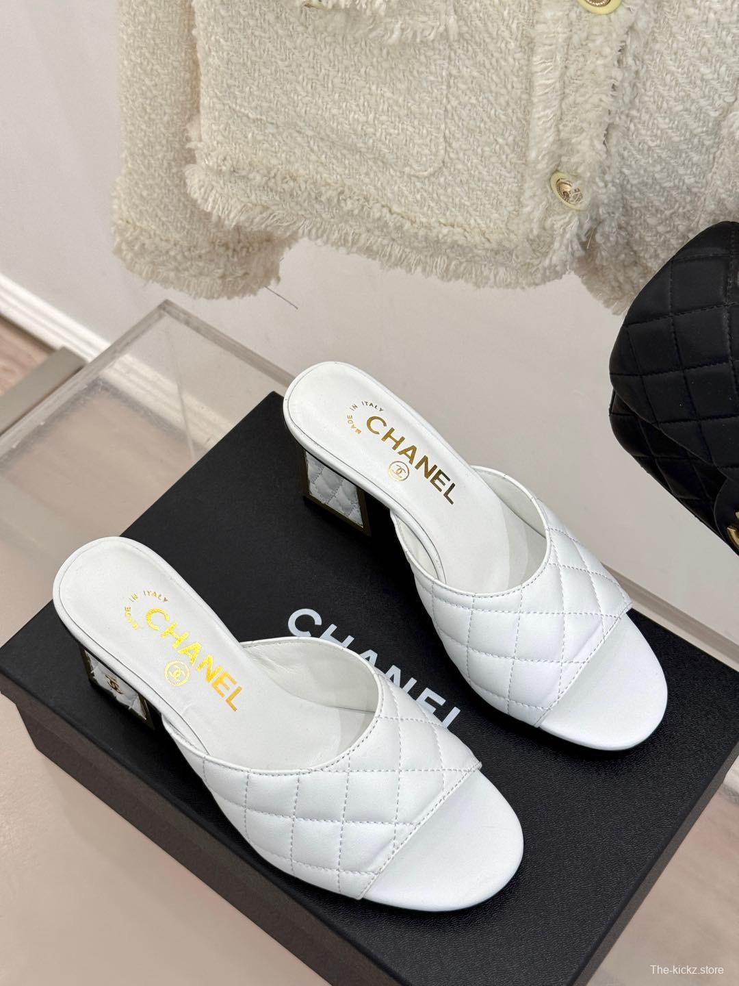 2025 Women Chanel White Lambskin Quilted Heeled Slippers