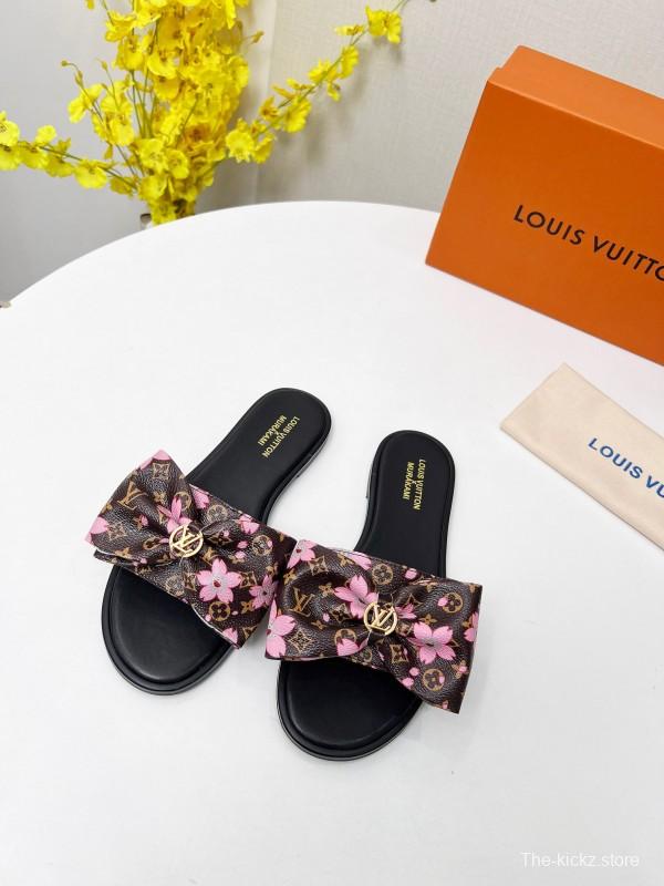 2025 Women Louis Vuitton Brown Pink Leather Slippers LY00190