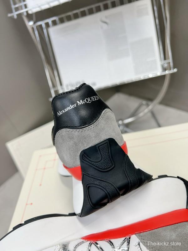 2024 Unisex Alexander McQueen White Black Grey Red Leather Sheepskin Sneakers MJ00370