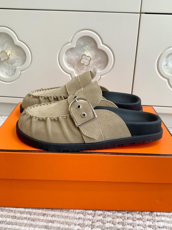 2025 Women Hermès Beige Suede Mule Loafers KFY00290