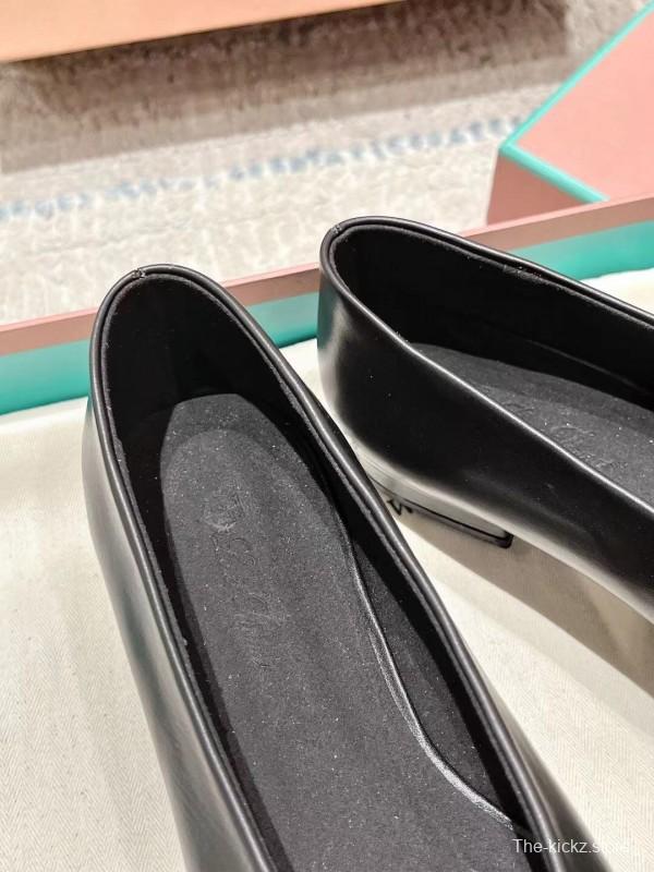 2025 Women LP Black Leather Ballet Flats