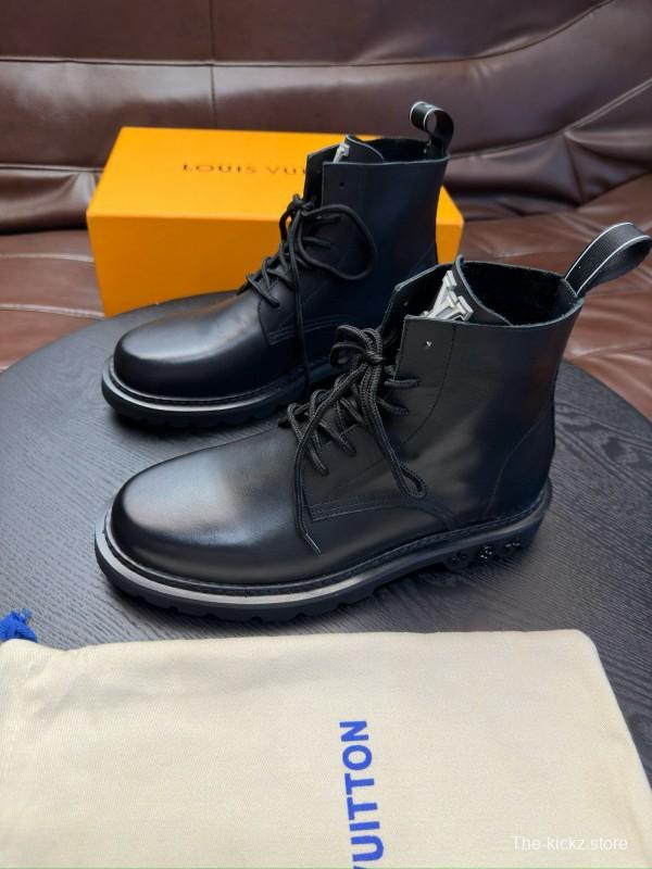 2024 Men Louis Vuitton Black Calf Leather Casual High Top MJ00440