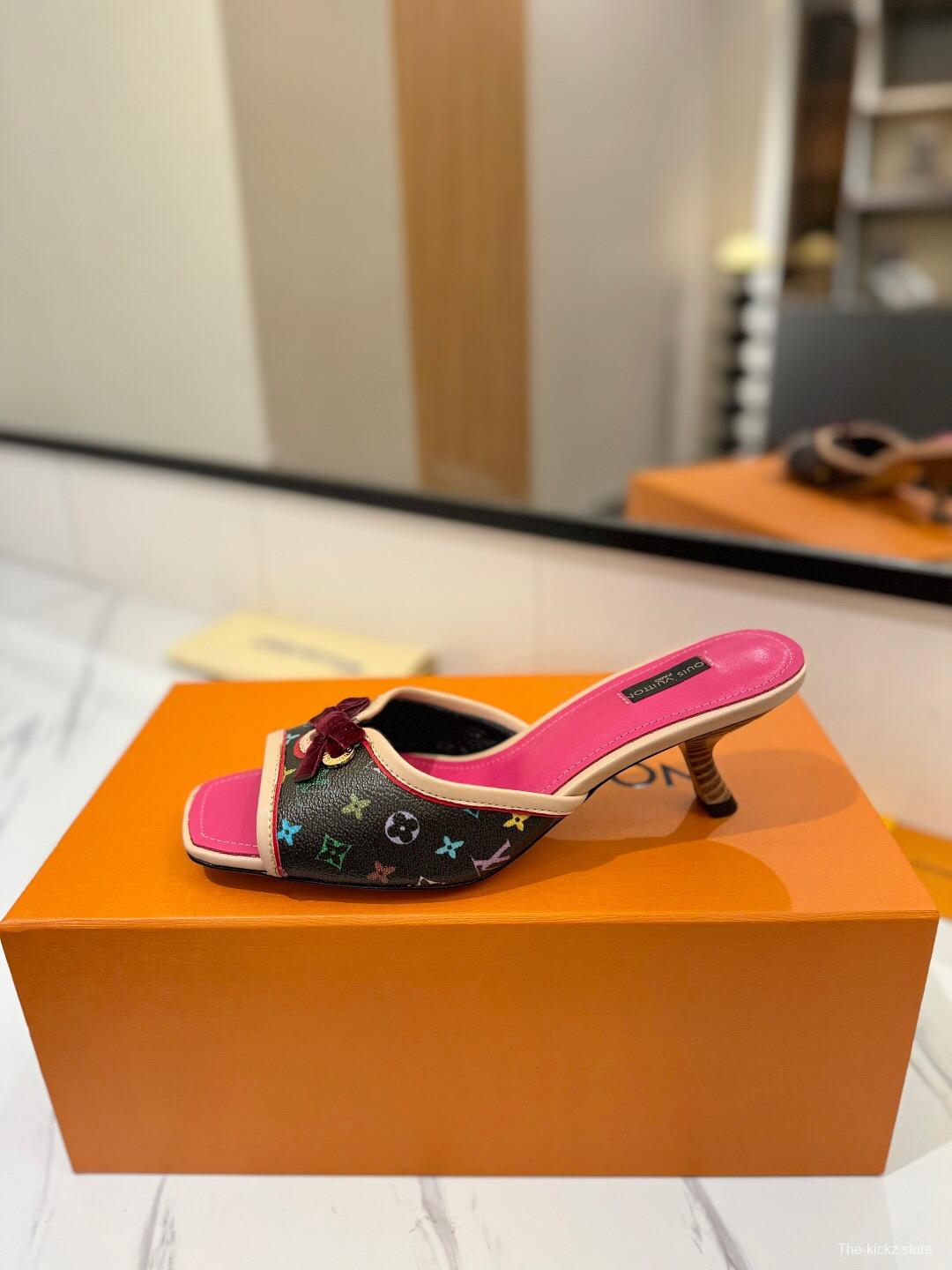 2025 Women Louis Vuitton Brown Pink Canvas Leather Sandals KFY00310