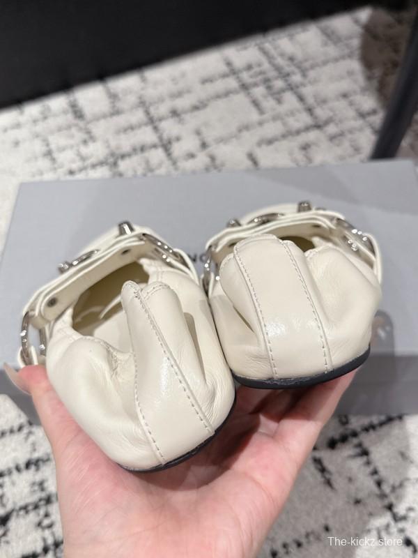BALENCIAGA Cagole Metal Studs Ballet Flats - KFY00300