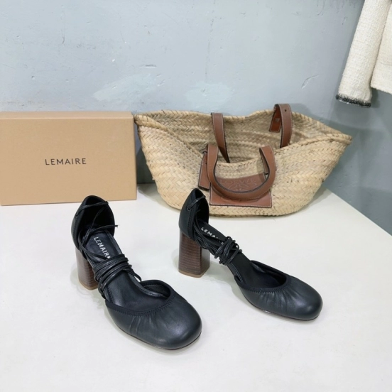 2025 Women LEMAIRE Black Leather Mary Jane Block Heel KFY00300