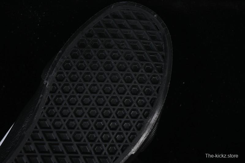 Vans Knu Skool Low-Top Suede Skate Shoes - VN0009QCBMA