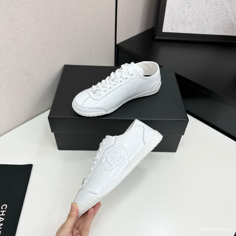 Chanel 2025 SS Panda Casual Sneakers - LY00