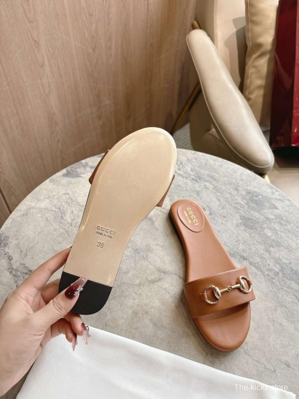 Gucci 8023-3 Leather Sandals with Light Gold Horsebit Detail