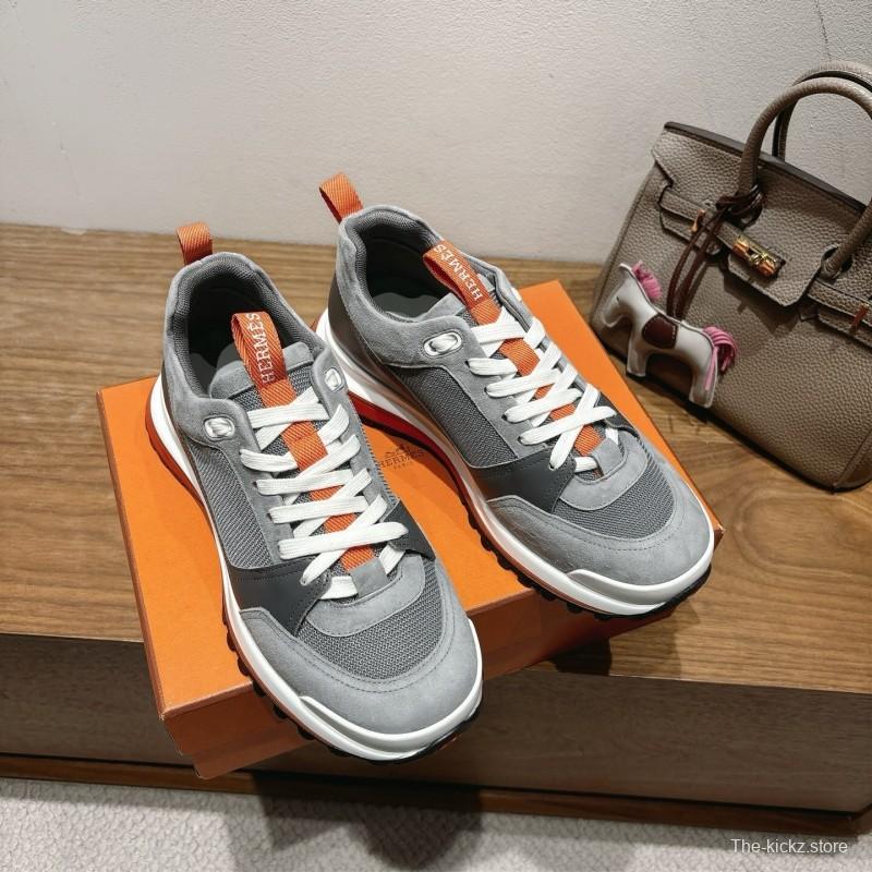 H Boots Classic Chelsea Boots with British Color Block Design - AS00410