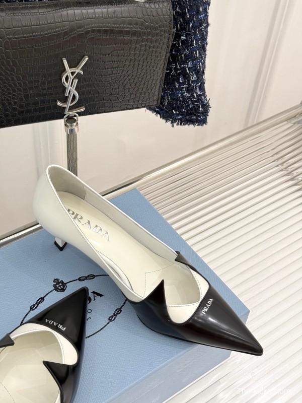 PRADA 2025/SS Catwalk Pointed Toe Kitten Heel Single Shoes - KFY00310